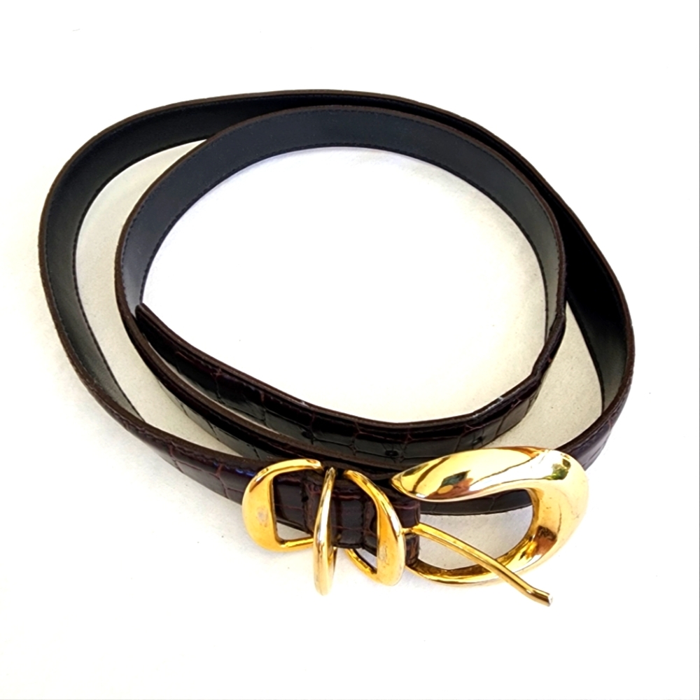 The AVENUE, BROWN & GOLD Belt size 22/24 . Not leather. Black inside